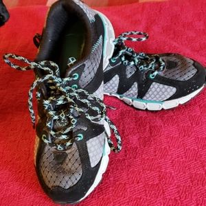 Mounttrek women's sneaker